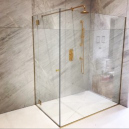 pare-douche en verre sur-mesure